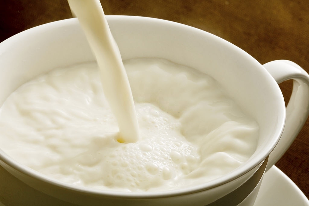 Sữa ấm chữa mất cân bằng hormone
